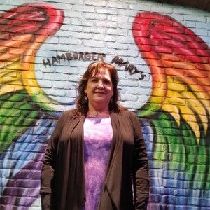 Meet your Posher, Cheryl